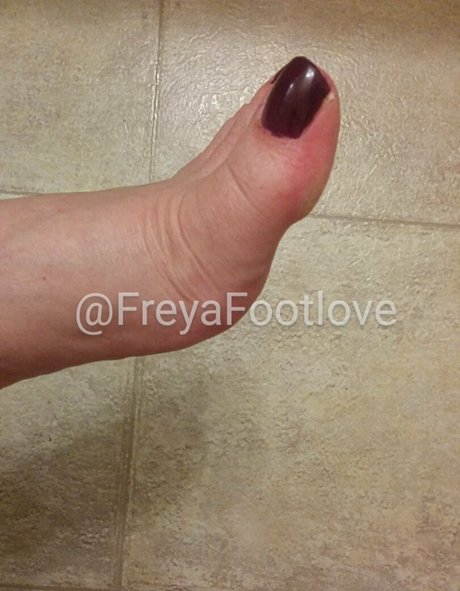 freyafootlove model beautiful galleries