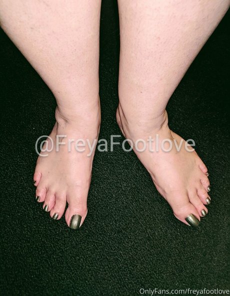 cheerleader nude onlyfans top img