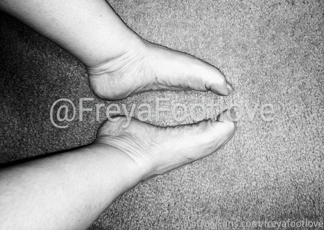 freyafootlove nude actress img