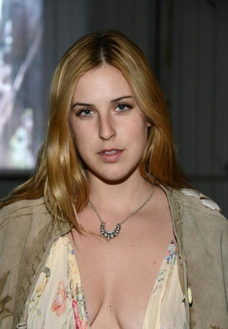 Scout Willis model pretty photo