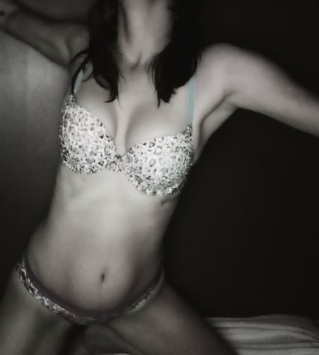 tracy92 porn model photo