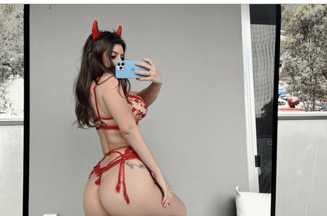 pporshh hd model photo