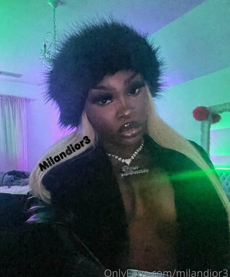 milandior3 pornographic actress image