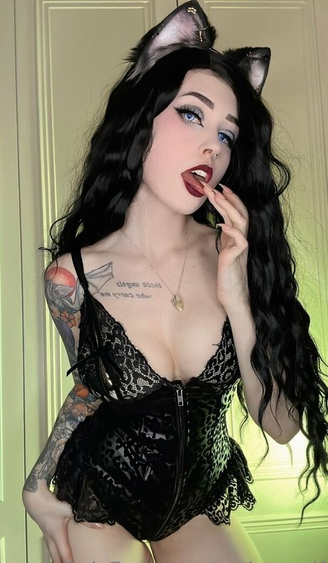 Emberwolf model sex pics