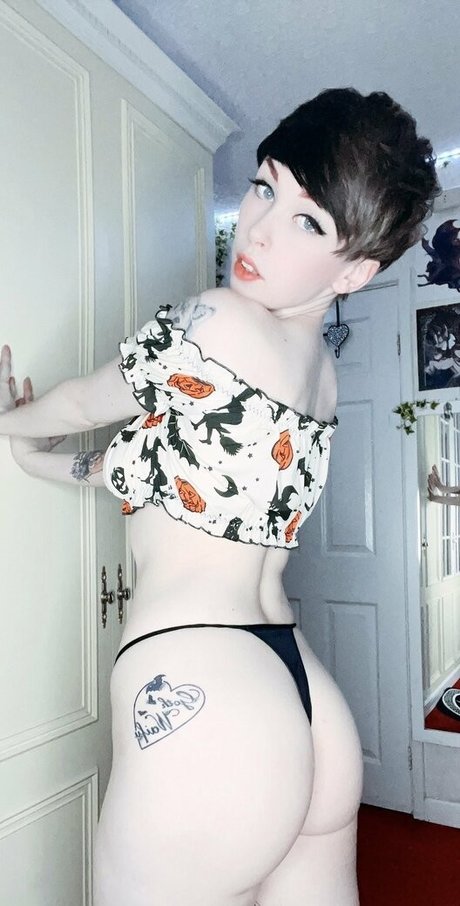 Emberwolf model exclusive galleries