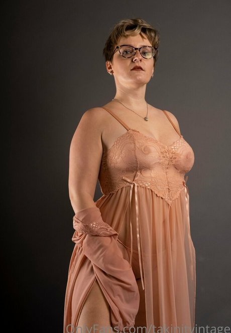 takinitvintage pretty pornstar pic