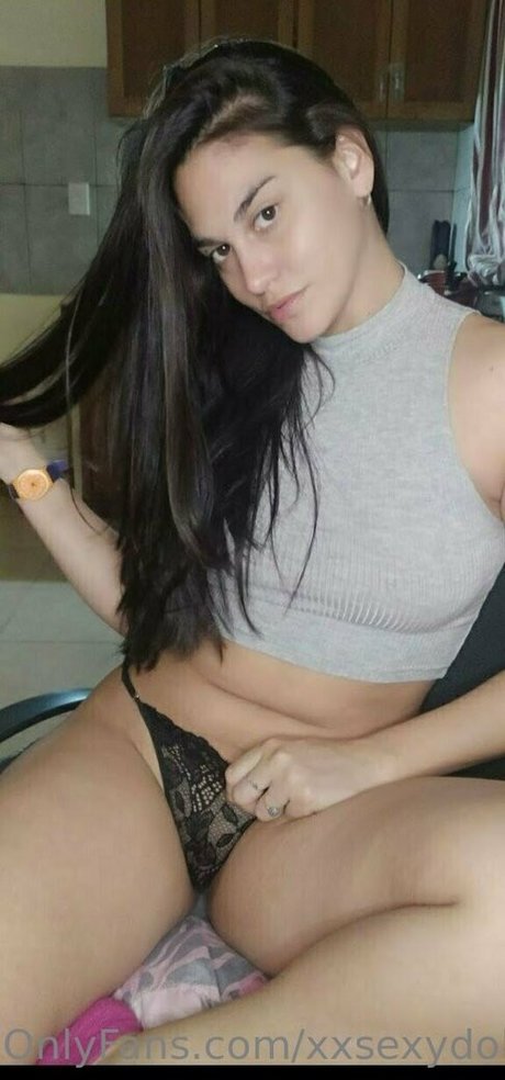 xxsexydollxx hot model picture