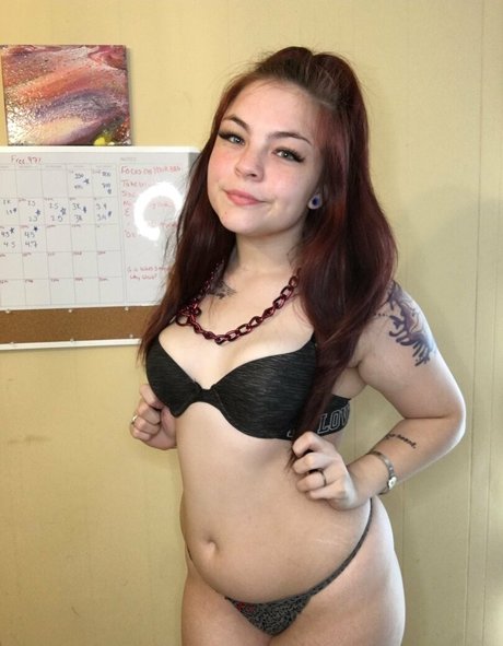 demonicdollyyysfw pornographic actress archive