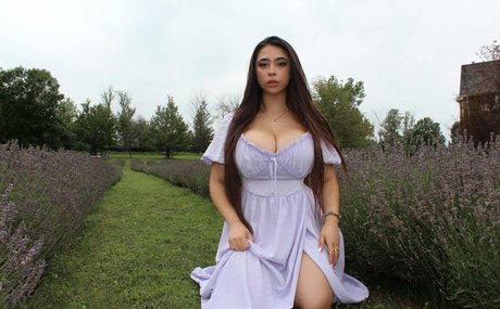 Reema Rochelle pretty pornstar pic