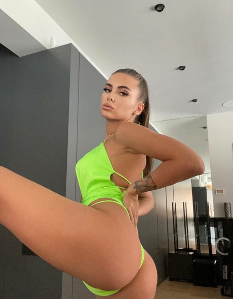 tinamayer star sexy photo