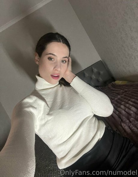 modasexy naked actress pics