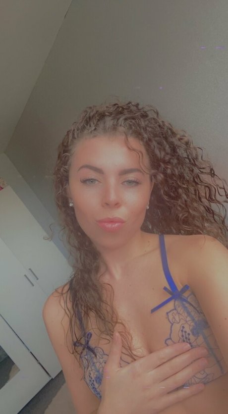 CloeGrey top actress pic