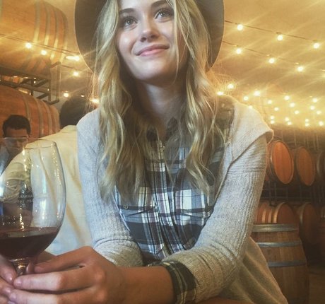 Virginia Gardner erotic actress pic