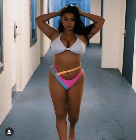 Emma W nude star pics