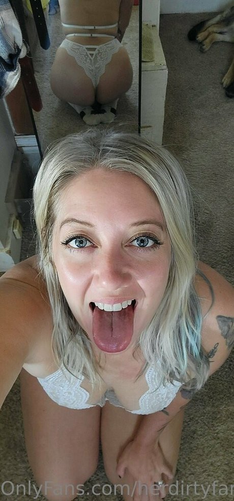 herdirtyfarmsocksfree high quality model pic