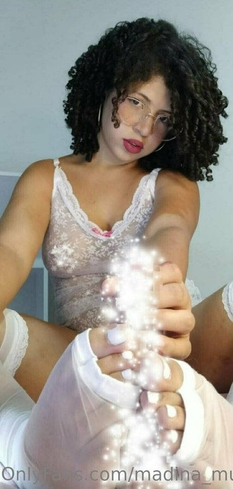 madina muslim free model photos