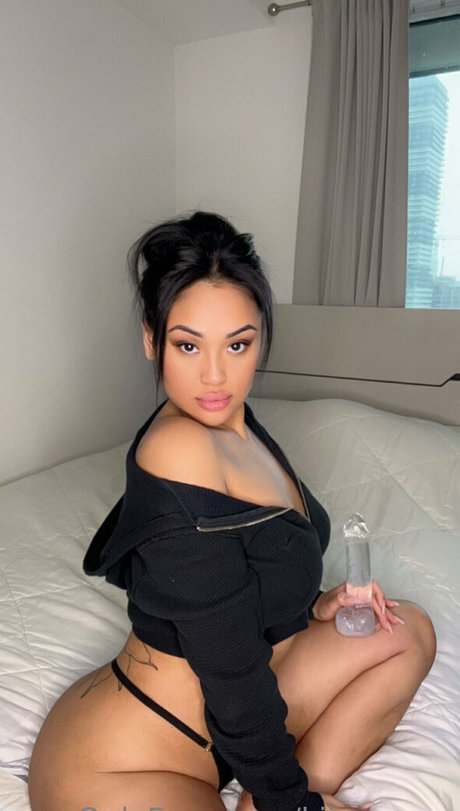 Kiimmmyr pornstar sexy photos