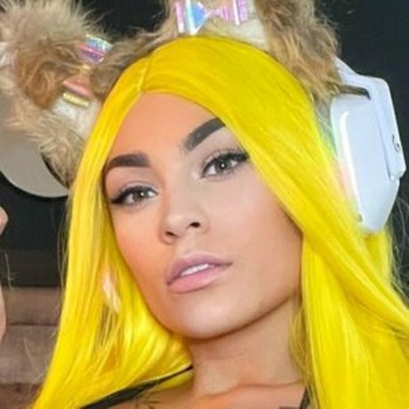 pariseike star exclusive photos