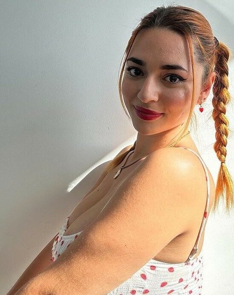 Lexi Borg model nude images