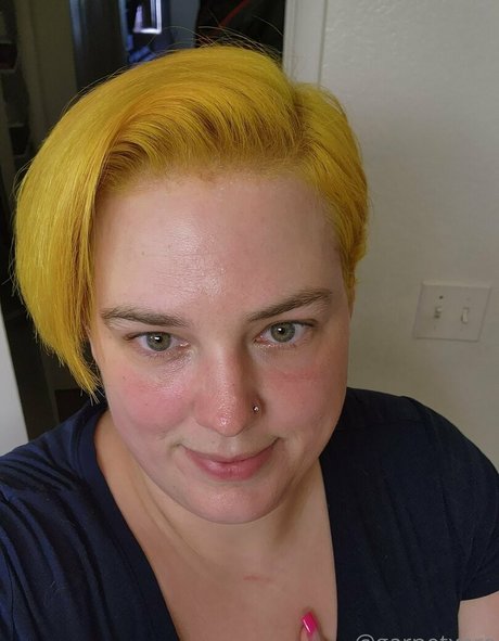 garnetxero sexy model photos