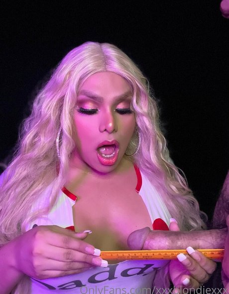 xxxblondiexxx pornstar exclusive gallery