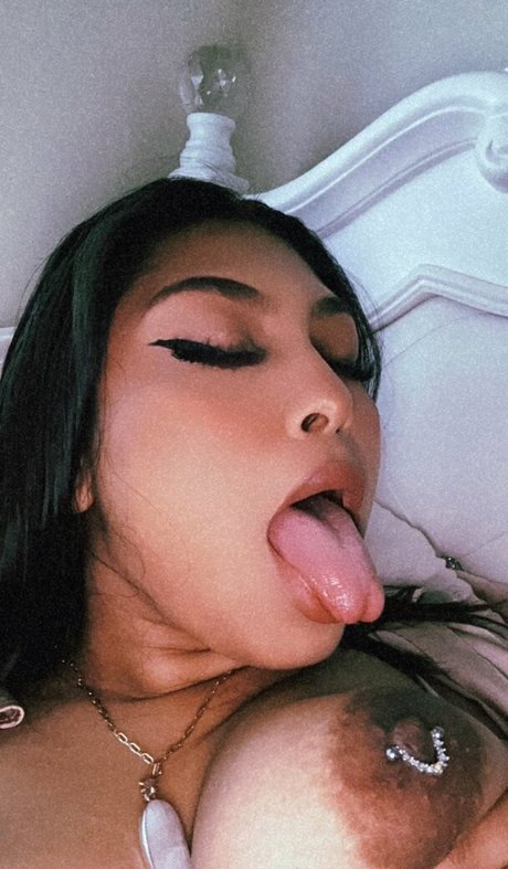 Misty Blue exclusive pornstar img