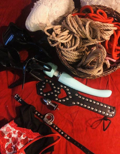 asian tattoo onlyfans exclusive image