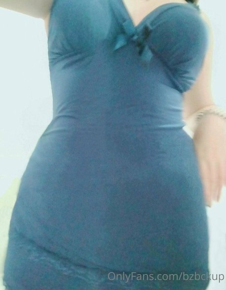 bzbkcup model pornographic image