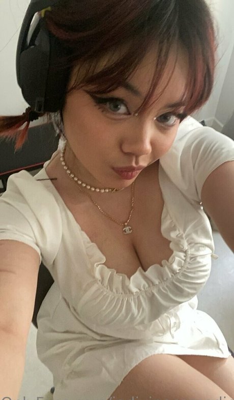 perfect shemale onlyfans free pic