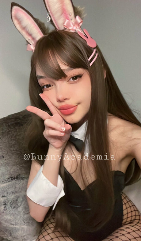 bunnyacademia hd model photo