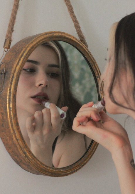 torineko model sexy pics