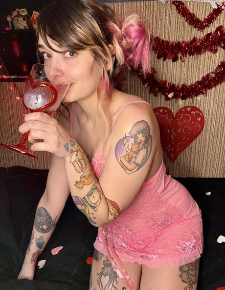 sailorplasmafree naked actress picture