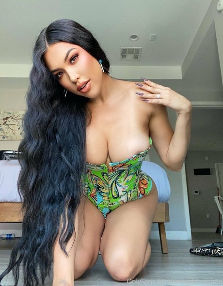 raineyjamesfree model hot img