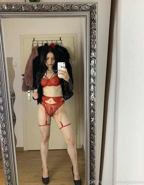 mellybabexx model beautiful image