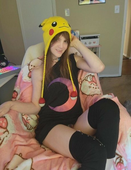 Hexakush hot model galleries