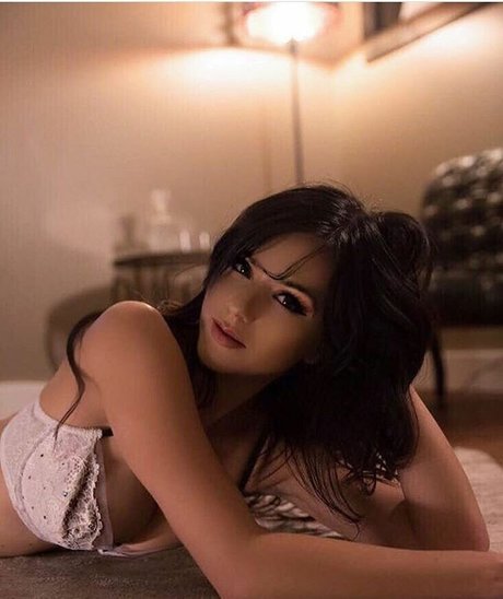 thick ebony onlyfans top galleries