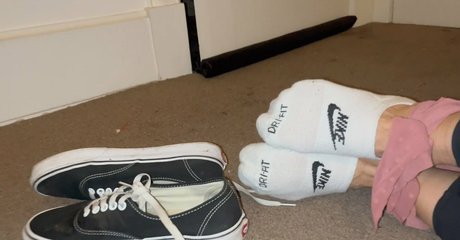 gymfeetgirl nudes actress pic