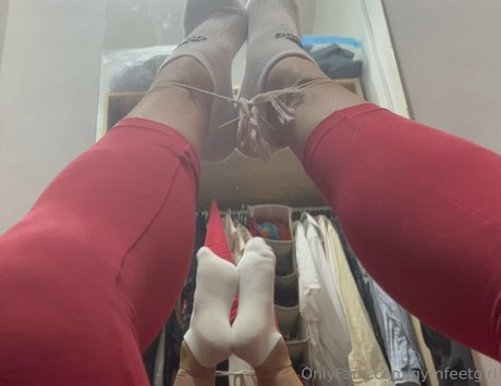 gymfeetgirl porn model photo