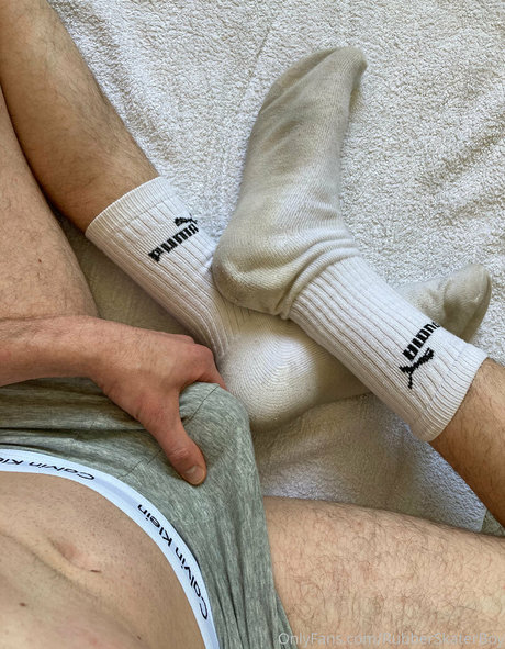 rubberskaterboy model hot pic