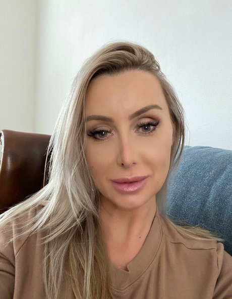 hotsluttymilf star sex galleries