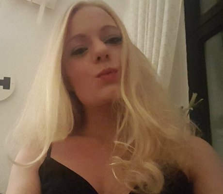 sweet miaxxx Quick model image