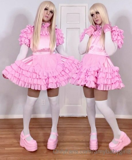 amybabygirl8 naked pornstar images