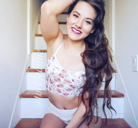 Tori jeanne hot star archive