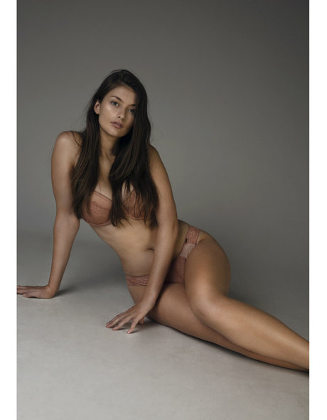 riding dildo onlyfans art nude pictures