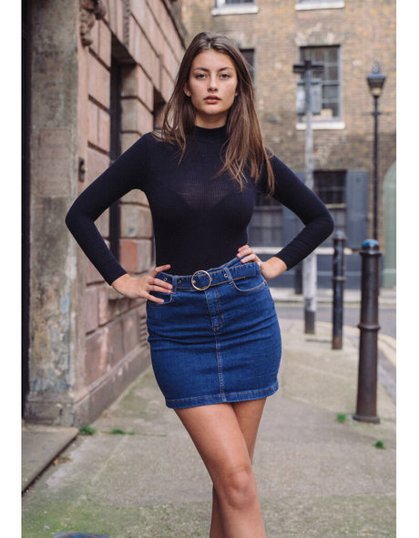 Ellie Weston model hot images