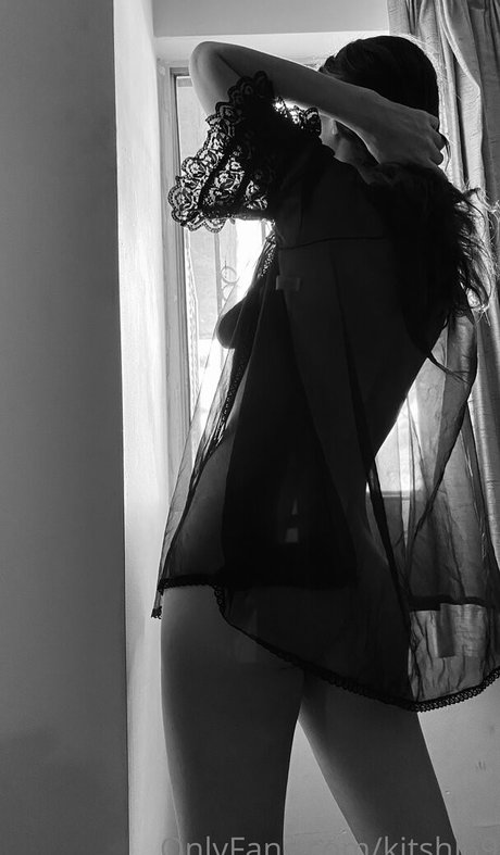 kitshi69 model adult image