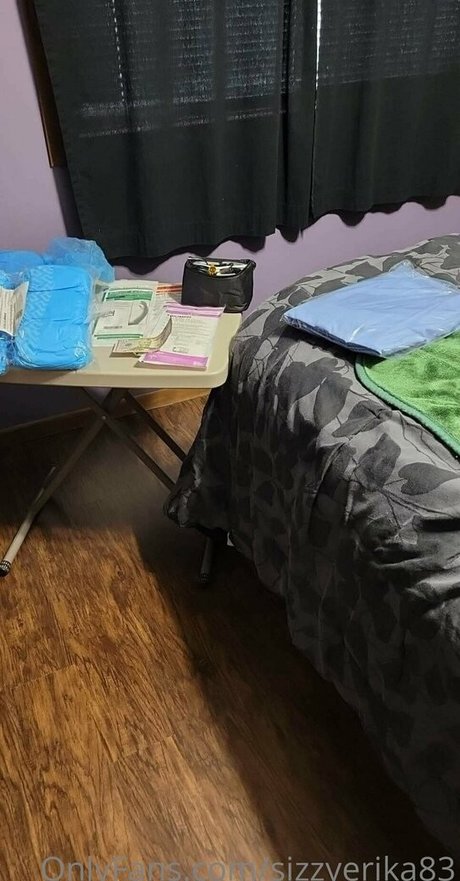 sizzyerika83 art model picture