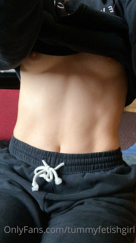 tummyfetishgirl erotic star photos