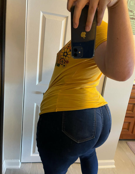 big tits milf onlyfans sexy naked pictures