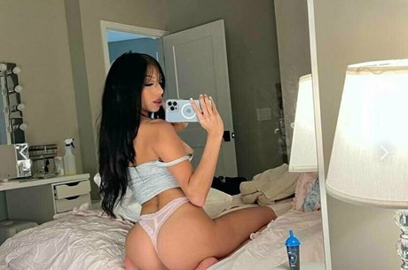 rosssaline perfect pornstar images